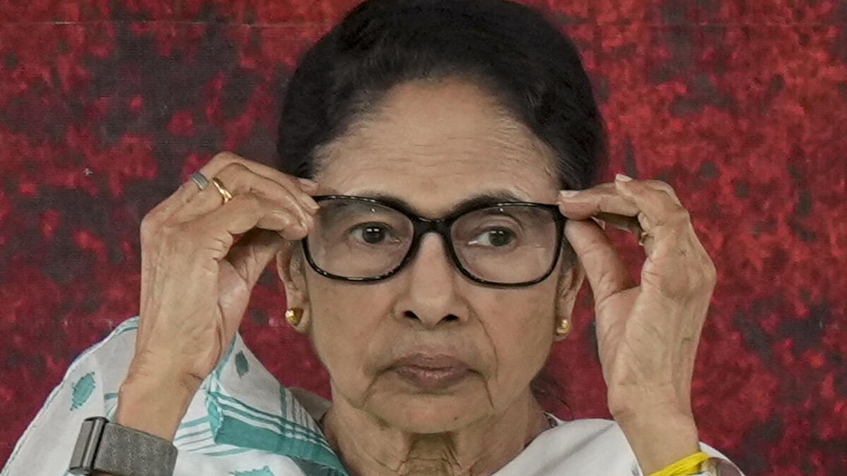 Mamata Banerjee calls incoming Bengal Guv R N Ravi 'BJP cadre', alleges Bose was forced out