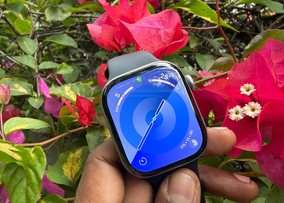 Apple Watch Series 11.