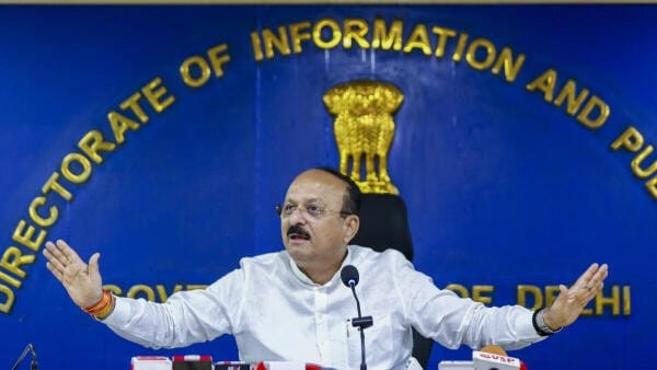 BJP welcomes Delhi HC direction in excise policy case, AAP says its acquittal still stands