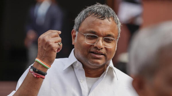 Unidentified men throw kerosene filled bottles at Karti Chidambaram's office