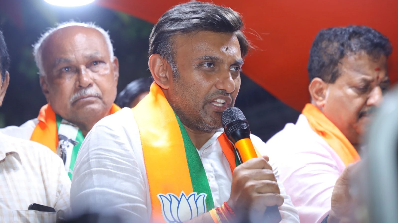 Karnataka BJP MP Sudhakar warns of padayatra over water quality in Chikkaballapur, Kolar regions