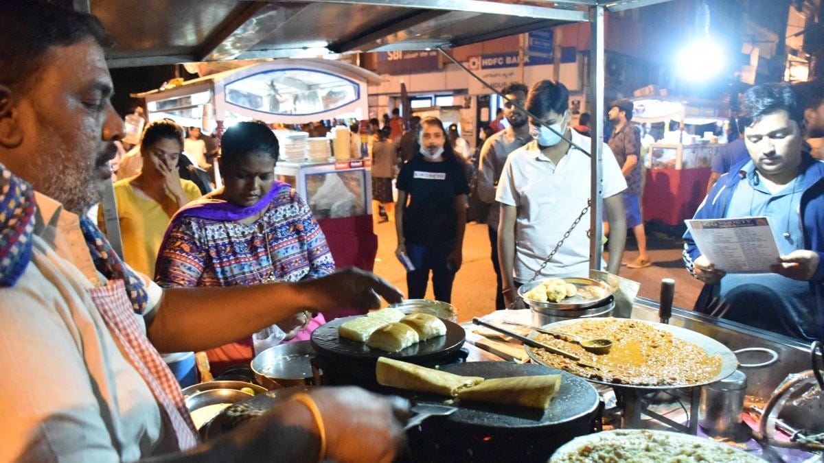 Why are Bengaluru street vendors welcoming the Union govt’s FSSAI reform, yet remain worried?