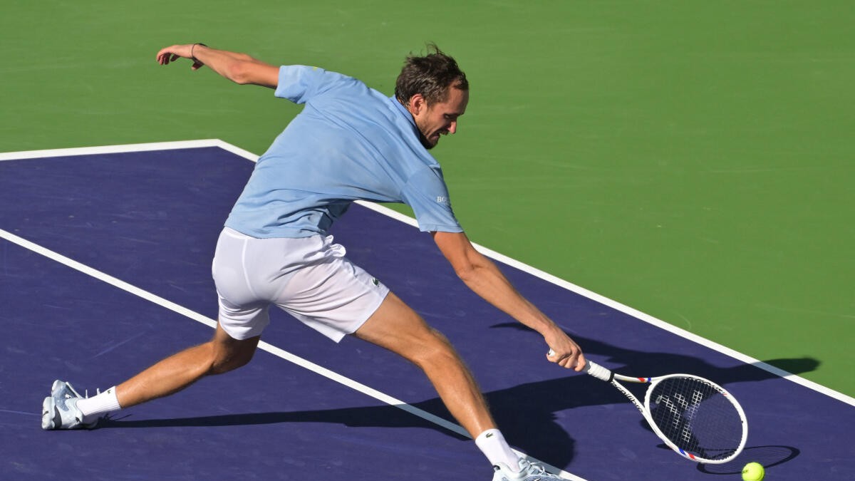 Indian Wells: Daniil Medvedev ousts Carlos Alcaraz to set up  final against Jannik Sinner
