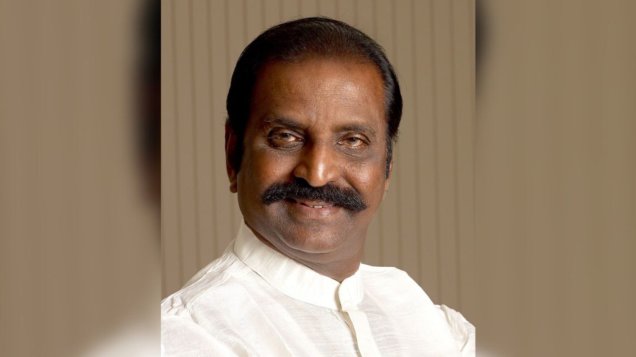 Jnanpith Award: Vairamuthu faces backlash; writer Jeyamohan calls him 'ridiculous film lyricist'