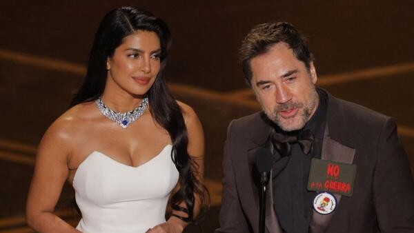 Priyanka Chopra 'smiles' and 'nods' at Javier Bardem's 'No War and Free Palestine' comment at Oscars; netizens split