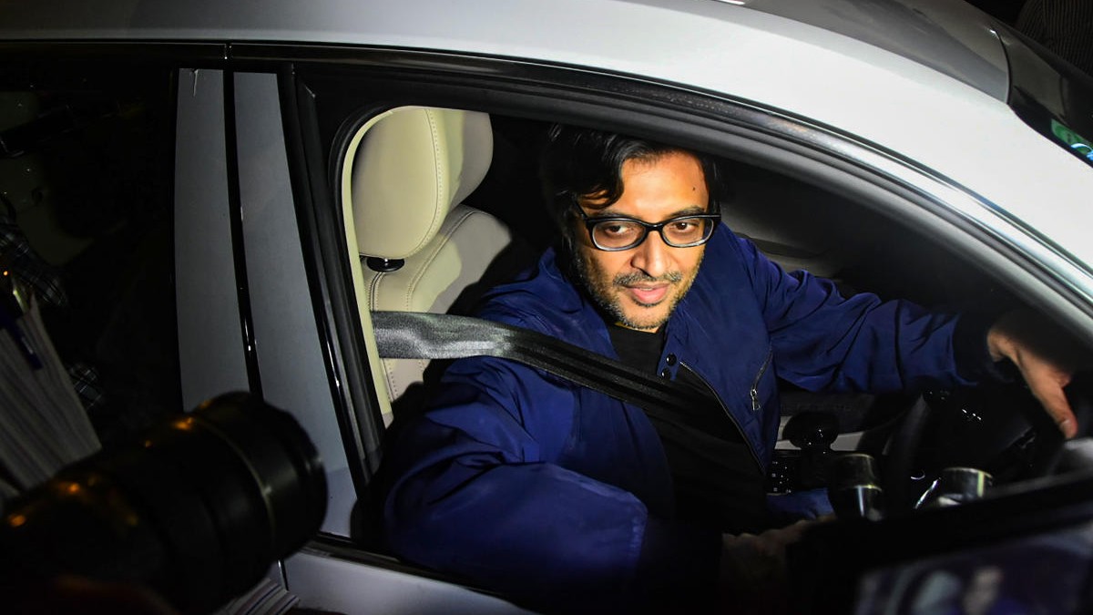 Delhi HC issues summons to Arnab Goswami on defamation case by Congress