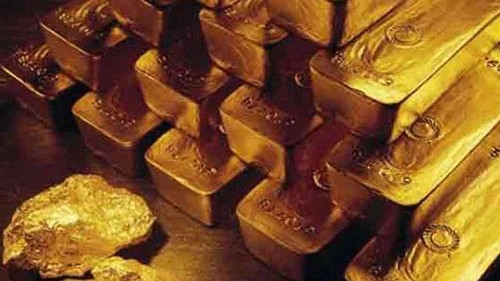 Gold futures rise to Rs 1.56 lakh/10g; ends 3-day decline amid tensions in West Asia