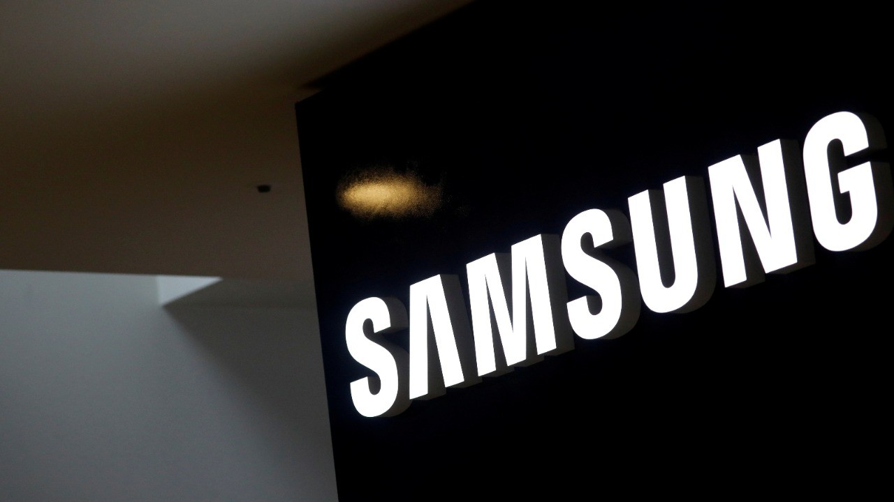Samsung CEO seeks multi-year chip contracts with major customers
