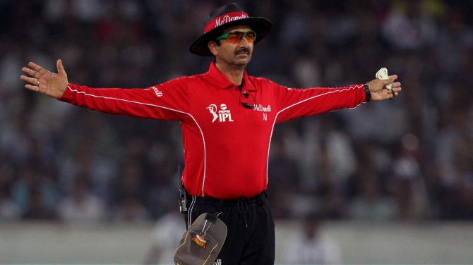 IPL umpire salary: How much match officials earn in cricket leagues