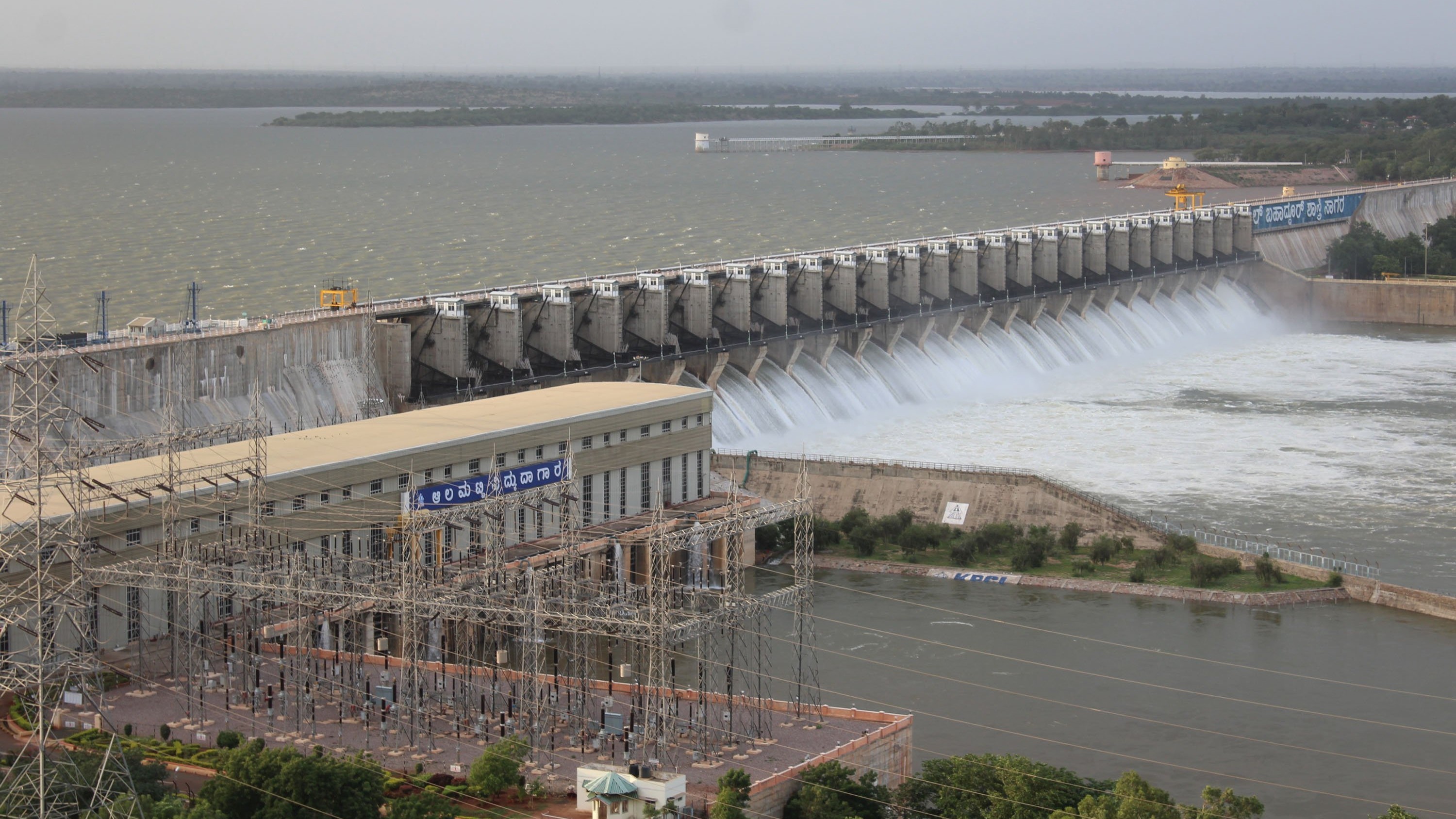 Cabinet approves Rs 2,585 cr for small hydro power development scheme