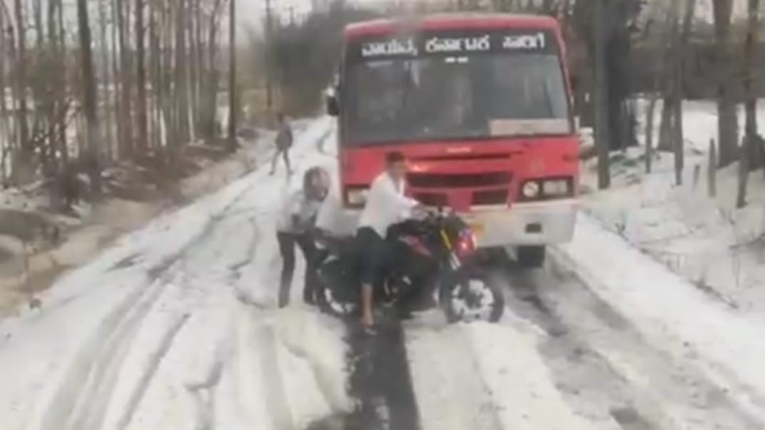 Unusual hailstorm turns Machapur in Karnataka's Dharwad into 'mini-Kashmir'