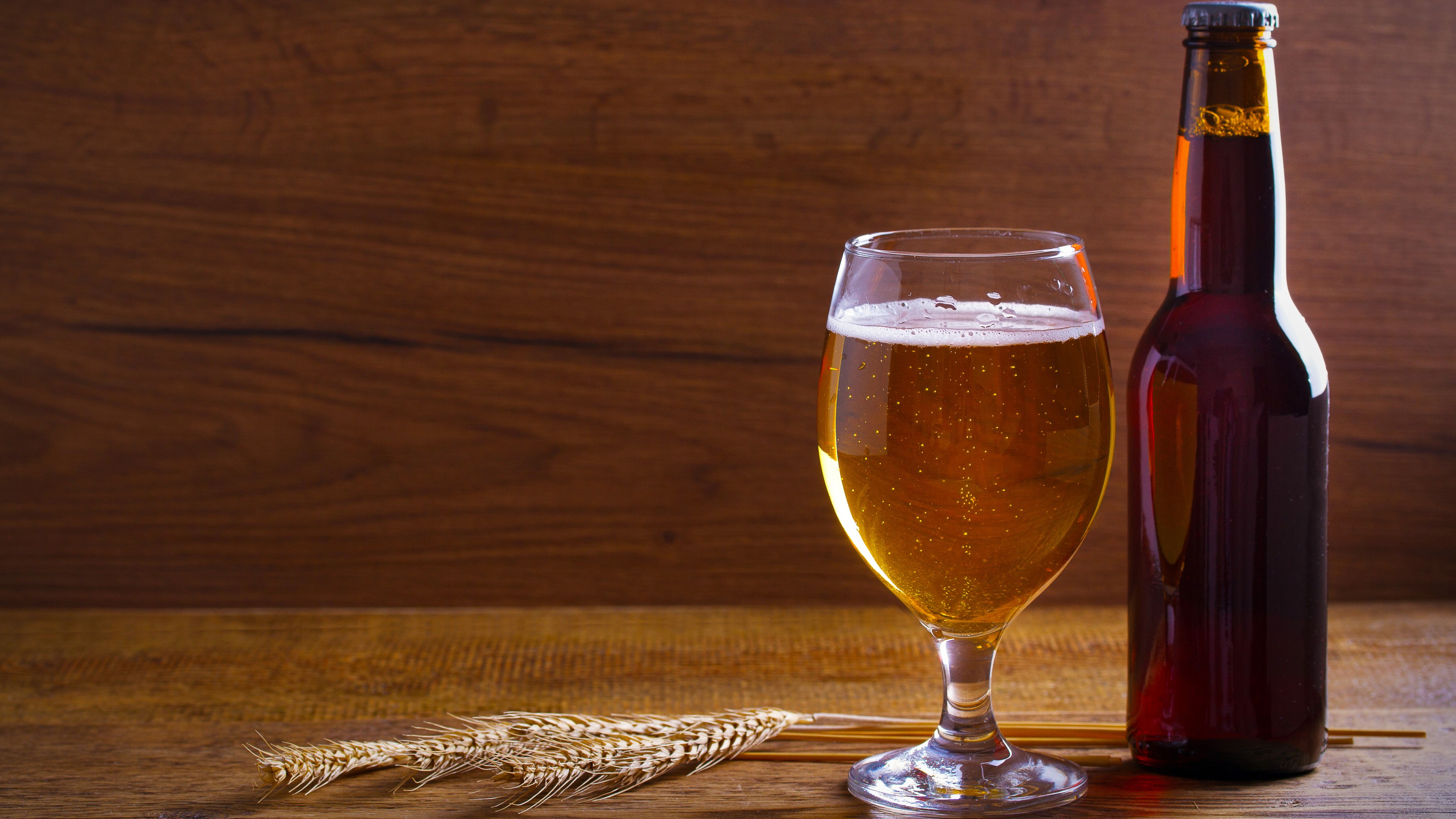 Brewers in India warn of shortages as Iran war hits glass bottle, can makers
