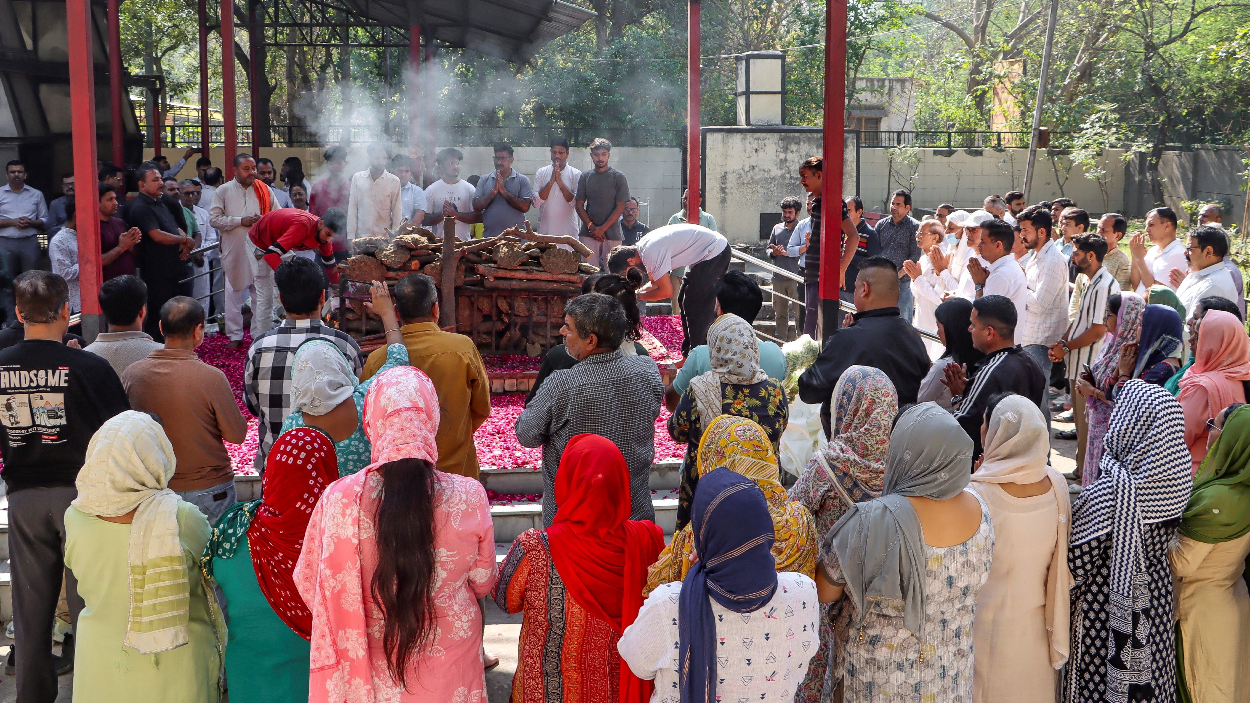 Harish Rana funeral: Family and friends bid tearful adieu in Delhi