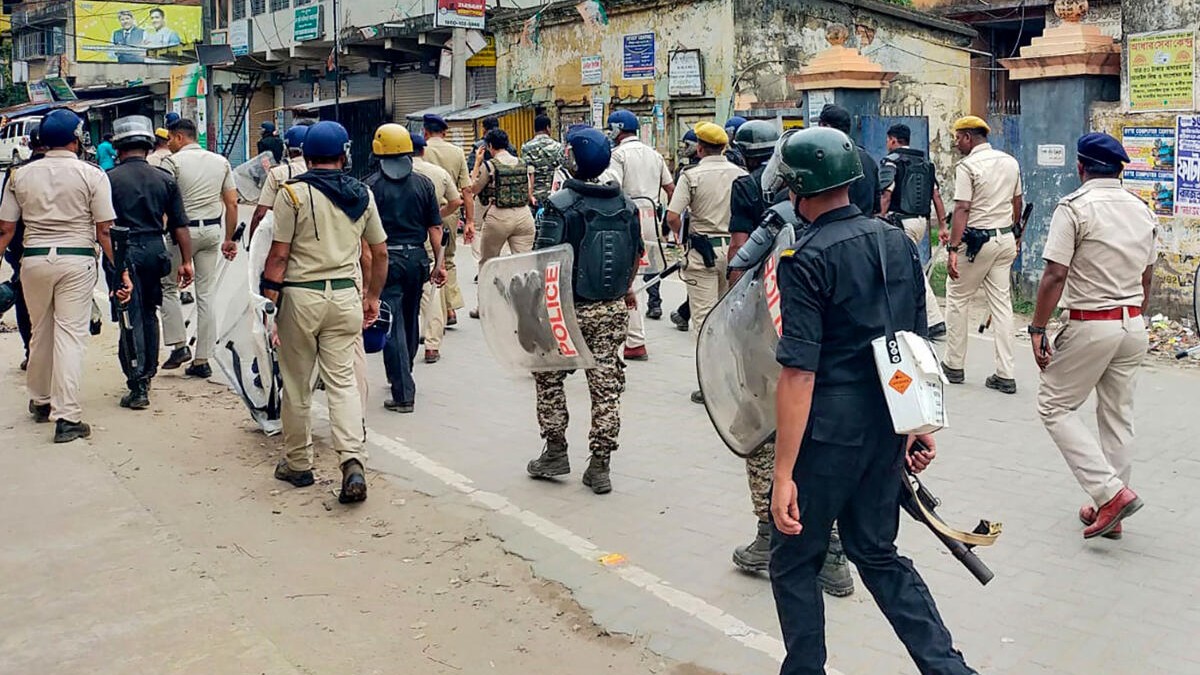 Police arrest 17 people in Malda judicial officers' gherao case; EC hands over probe to NIA