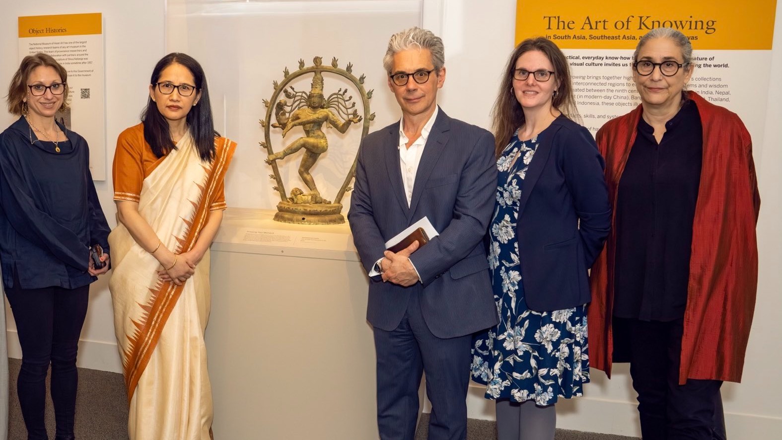 Smithsonian museum to return 3 antique statues stolen from Tamil Nadu temples
