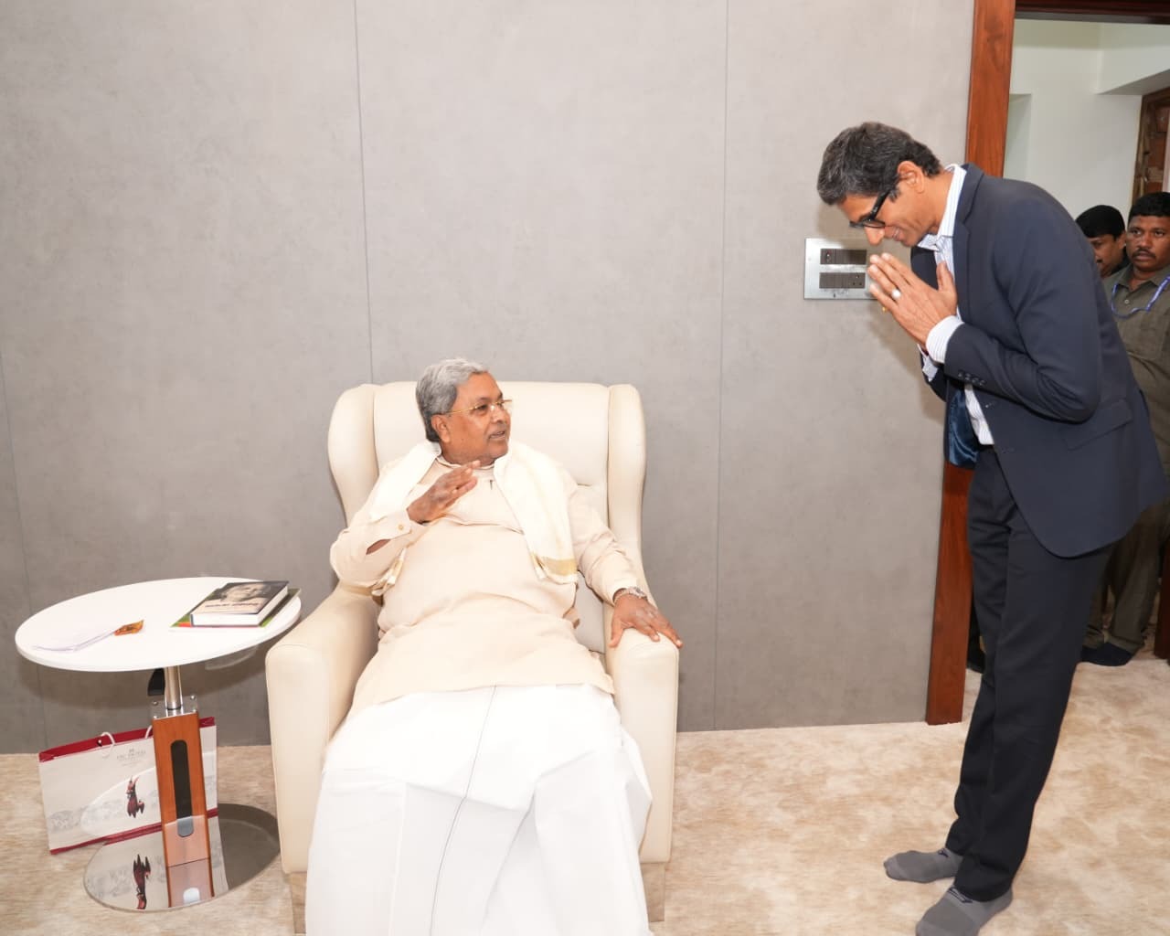 Karnataka Chief Minister Siddaramaiah (L) and KSCA President Venkatesh Prasad.