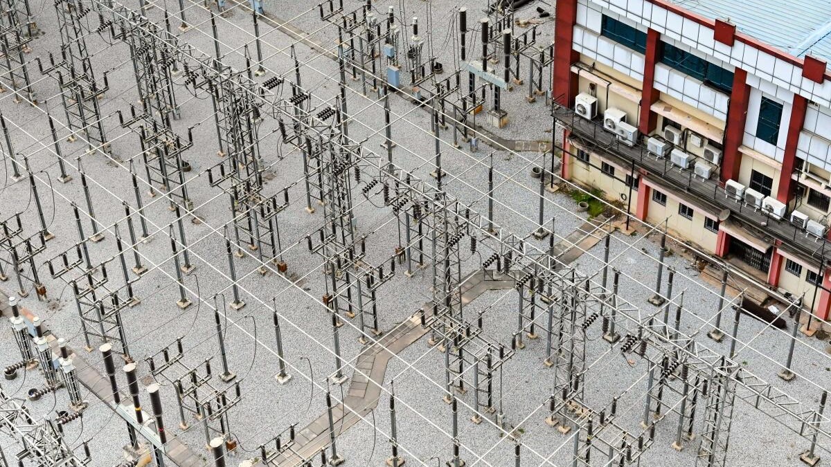 Image 13: India’s AI gap | Silicon chips, power grids, data centres