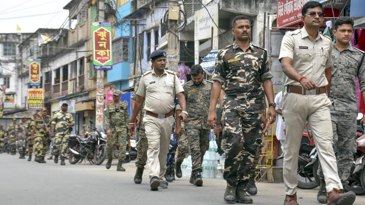 Murshidabad violence | Shops closed, fewer people on streets amid prohibitory orders; police say situation normal
