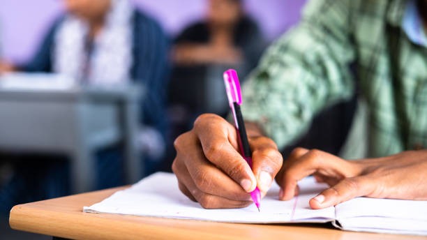 Karnataka: Decision to roll out grading system for 3rd language draws flak