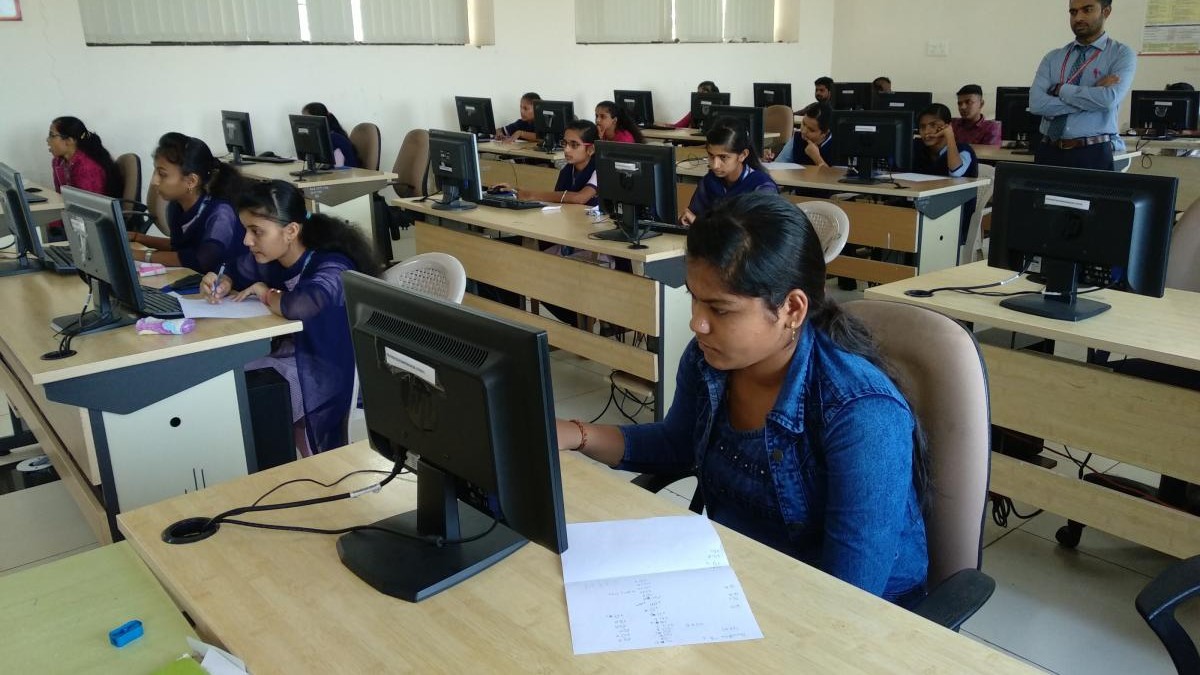 JEE Main 2026: Candidates can seek rescheduling for April 5 exam; admit cards out