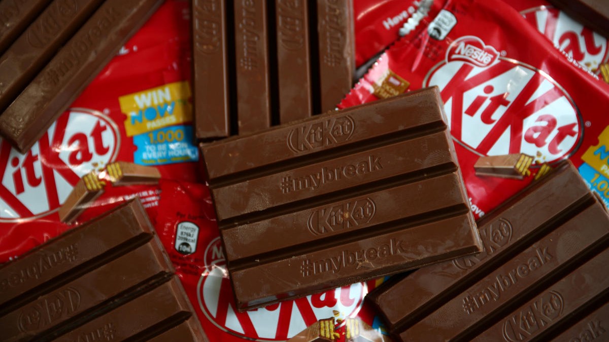Thieves literally 'take a break' with 12 tonnes of KitKat chocolate bars