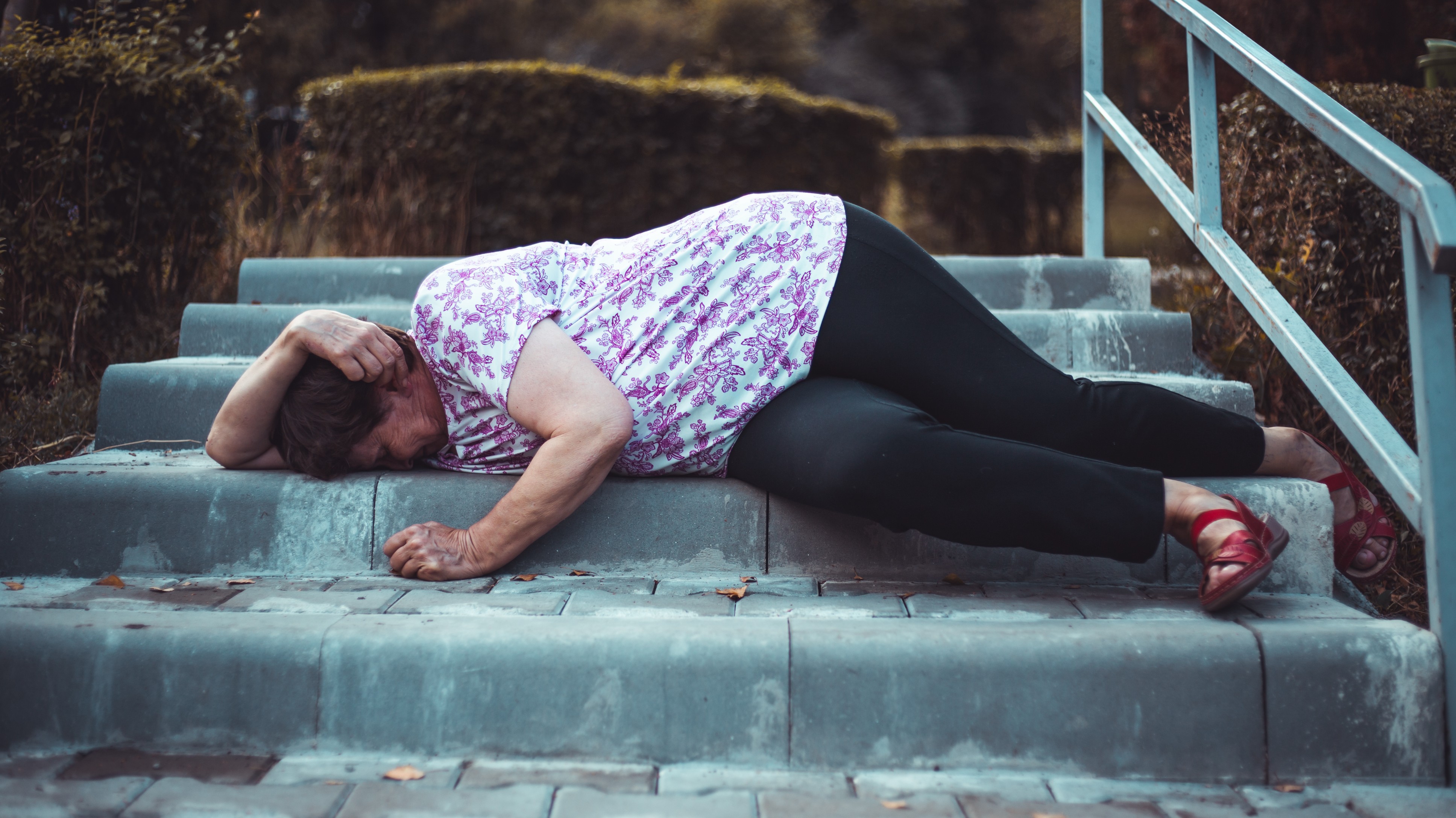 Chances of woman surviving cardiac arrest outside hospital is bleak; Here's why