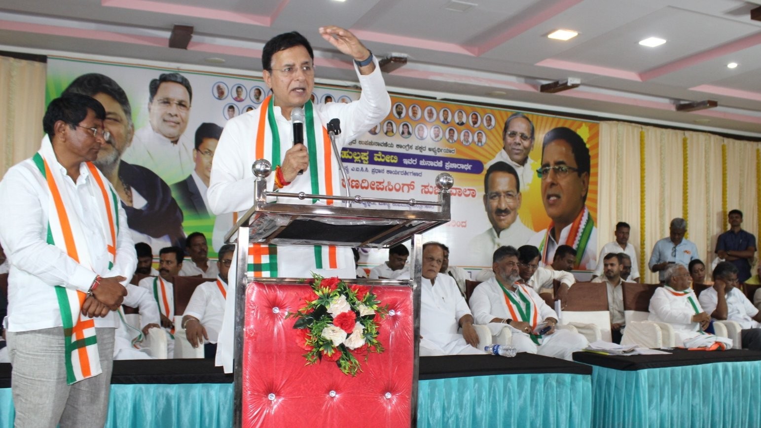 Beware of ‘pickpockets’ in BJP: Randeep Singh Surjewala