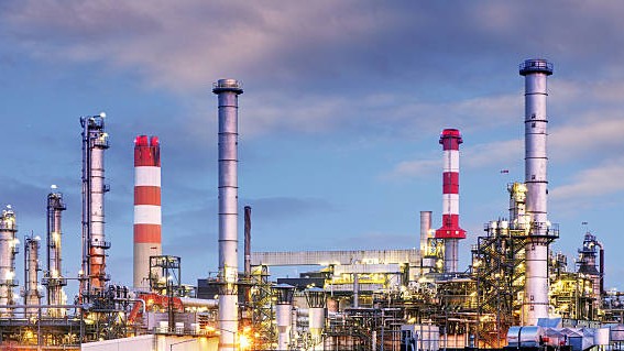 Centre directs rerouting of LPG feedstock to industries hit by petrochemical shortage