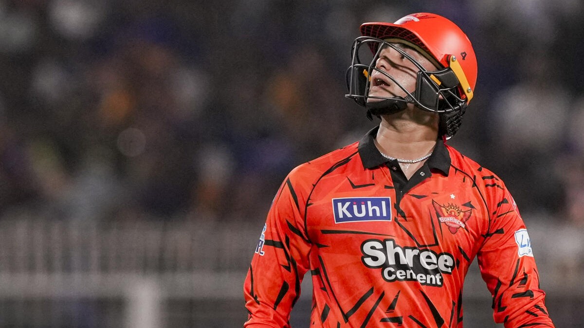 IPL 2026| Abhishek Sharma fined 25% of match fee, handed demerit point for breach of Code of Conduct 