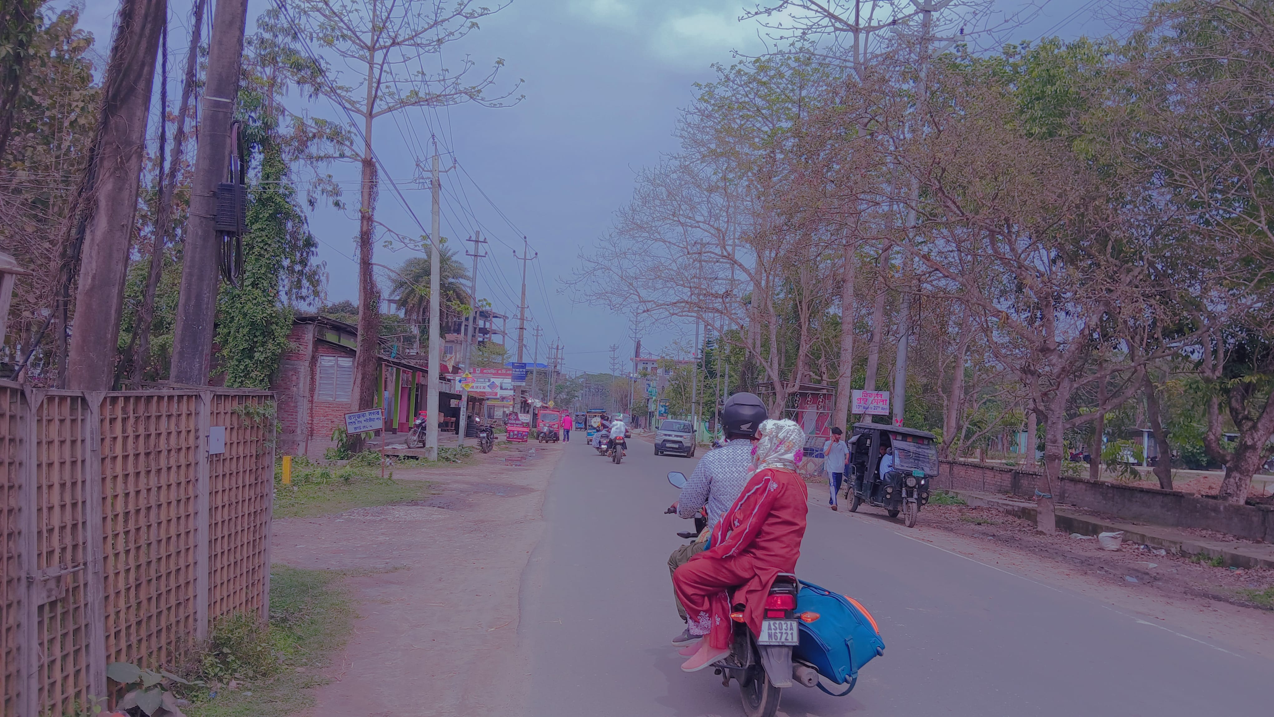 A road in Titabor, Assam. Titabor has displayed allegiance to the Gogoi family since 2001.