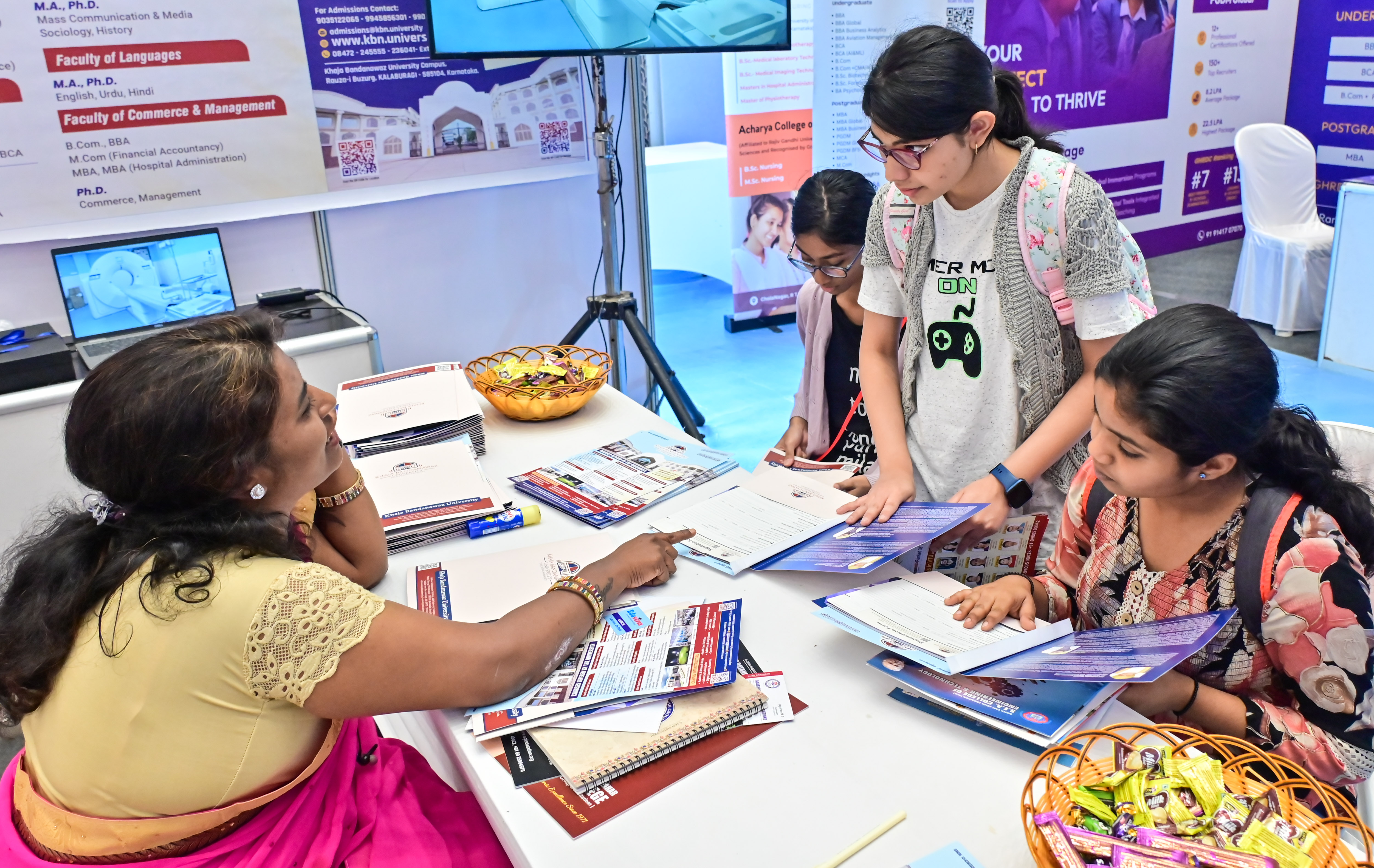Edu expo broadens options, mock-ups give a headstart
