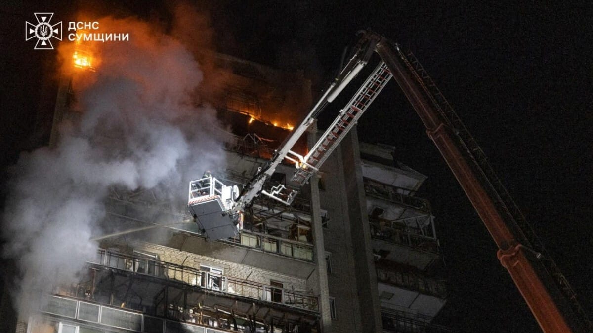 Five killed by Russian strike on market in frontline Ukrainian city