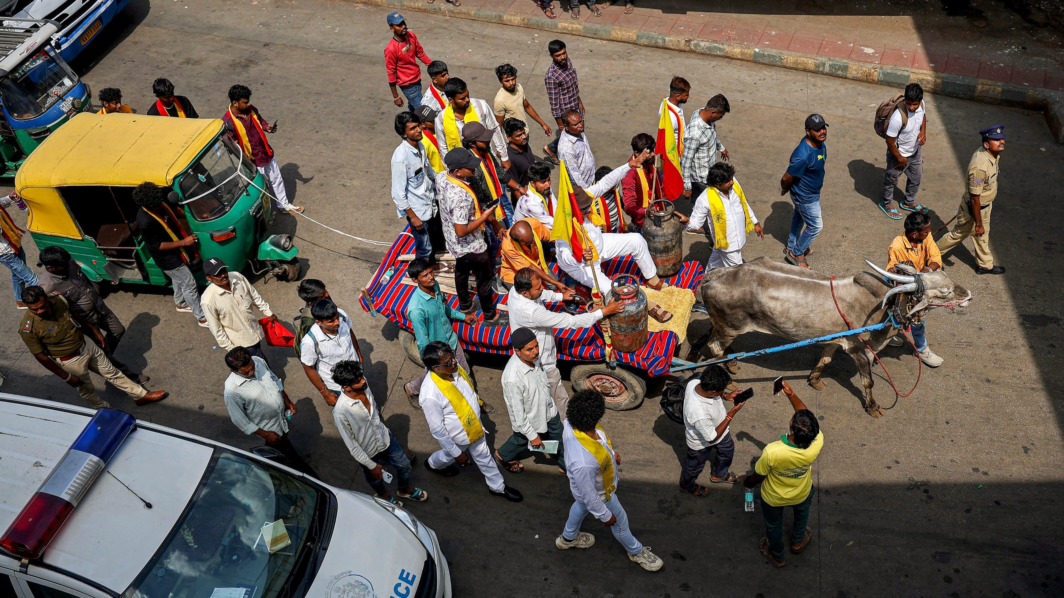 Auto drivers wait for over 6 hrs at refill stations