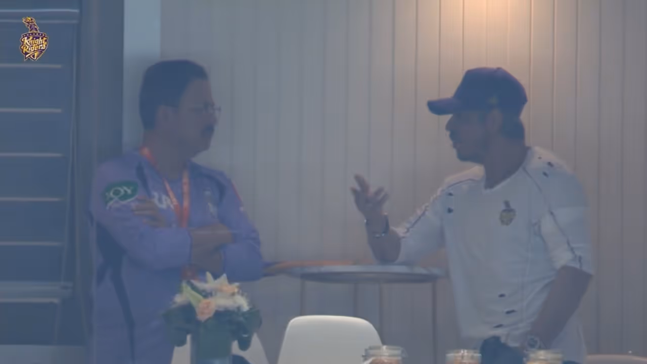 IPL 2026 | Watch | Shah Rukh Khan's 'animated' chat with KKR CEO Venky Mysore goes viral
