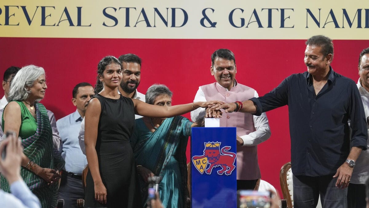 'Ravi Shastri Stand' unveiled at Wankhede; Edulji, Solkar, Sardesai too honoured