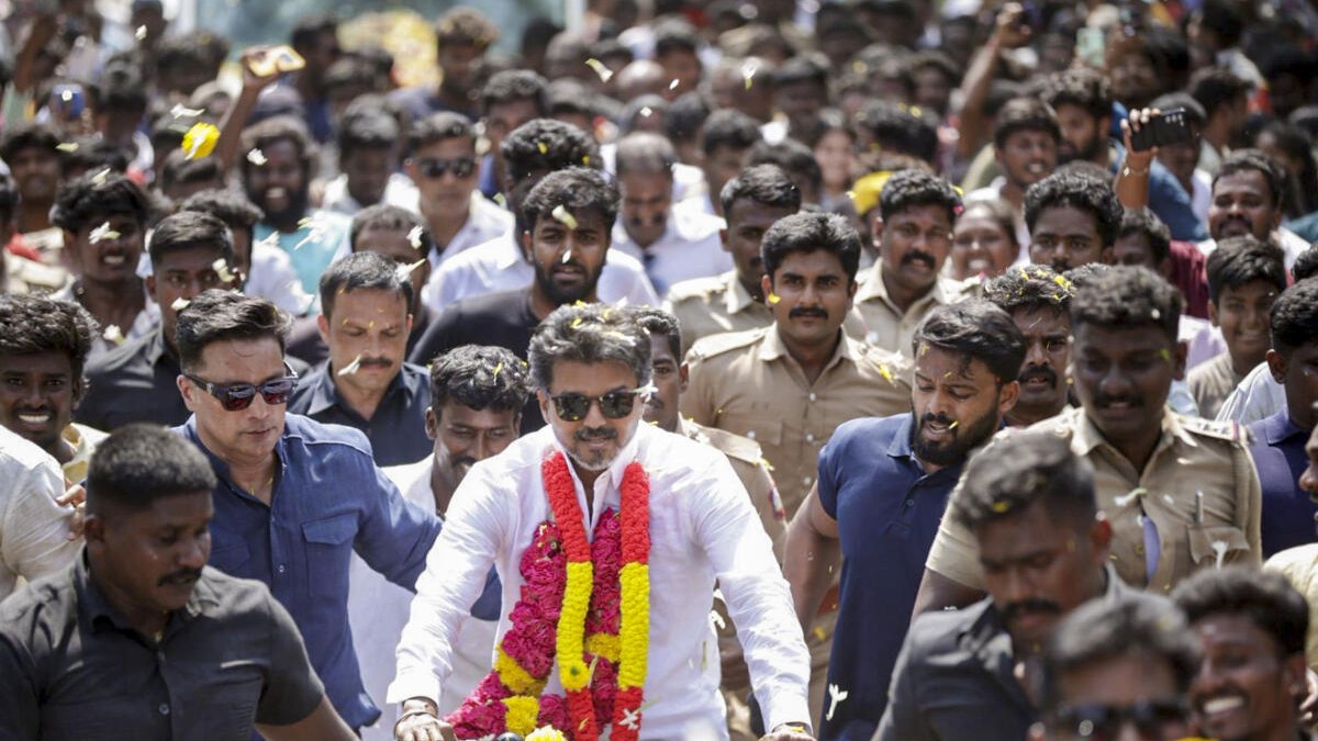Tamil Nadu Assembly Elections 2026 | Delayed 'due to huge crowds en route,' TVK chief Vijay skips speech at Karaikudi