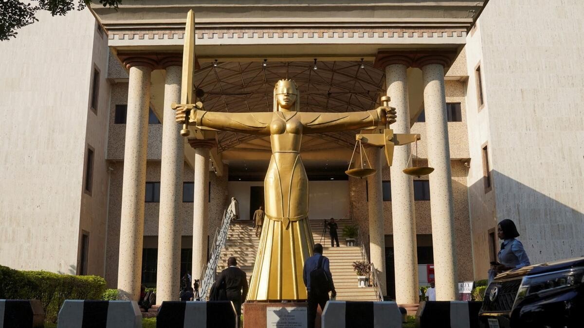 Nigeria court convicts 386 in mass terrorism trial