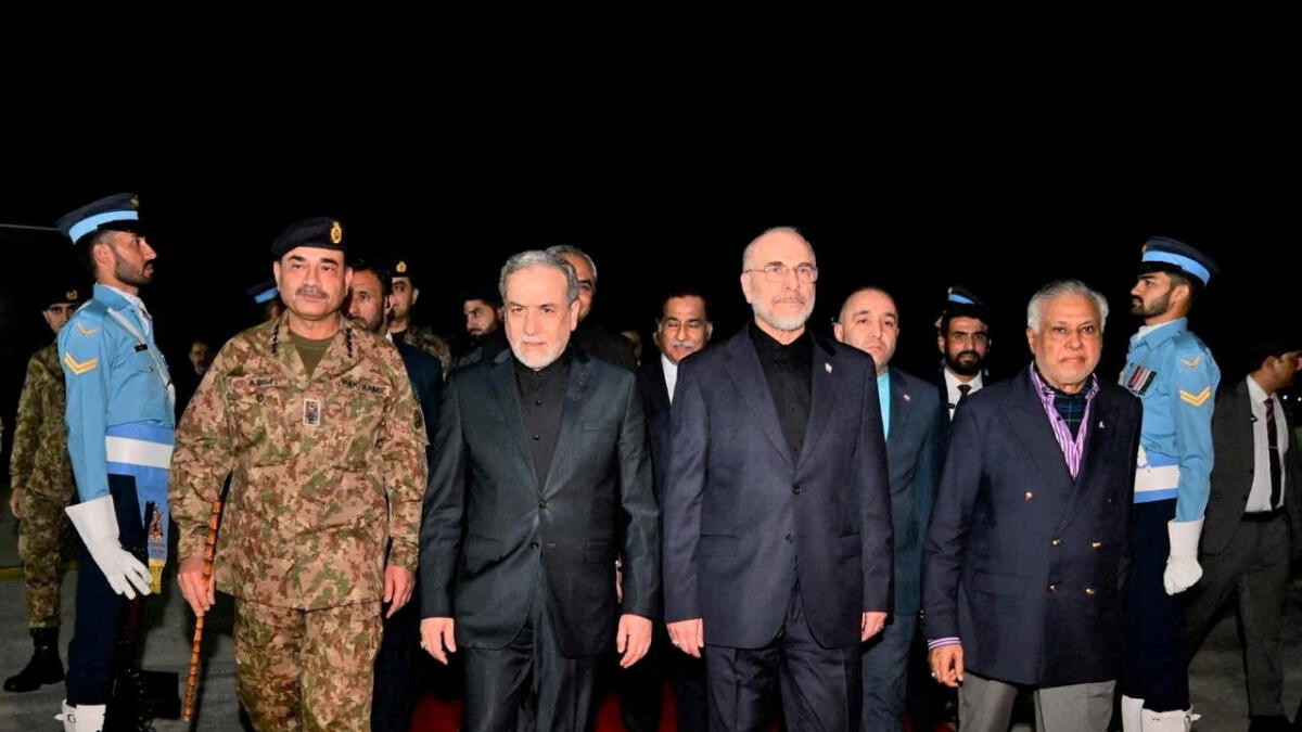 Iranian delegation reaches Islamabad for peace talks with US as world waits for deal to end conflict