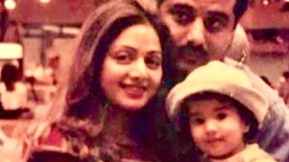 Boney Kapoor shares rare and adorable photo of Sridevi, fans in tears