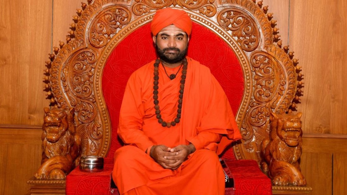 Veerashaiva Lingayat Panchamasali Association leader accuses Vachanananda Swamiji, asks him to leave mutt