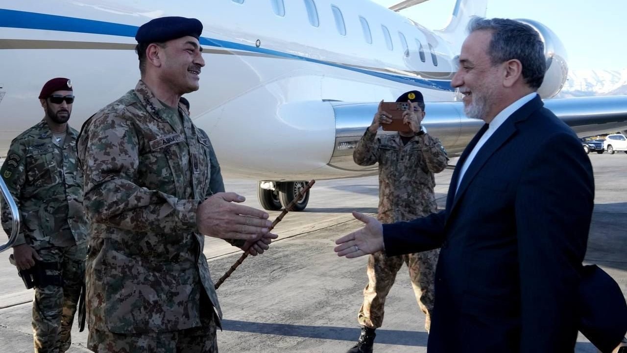 Pakistan Army chief Munir and Iran FM Araghchi hold talks in Tehran to end West Asia conflict