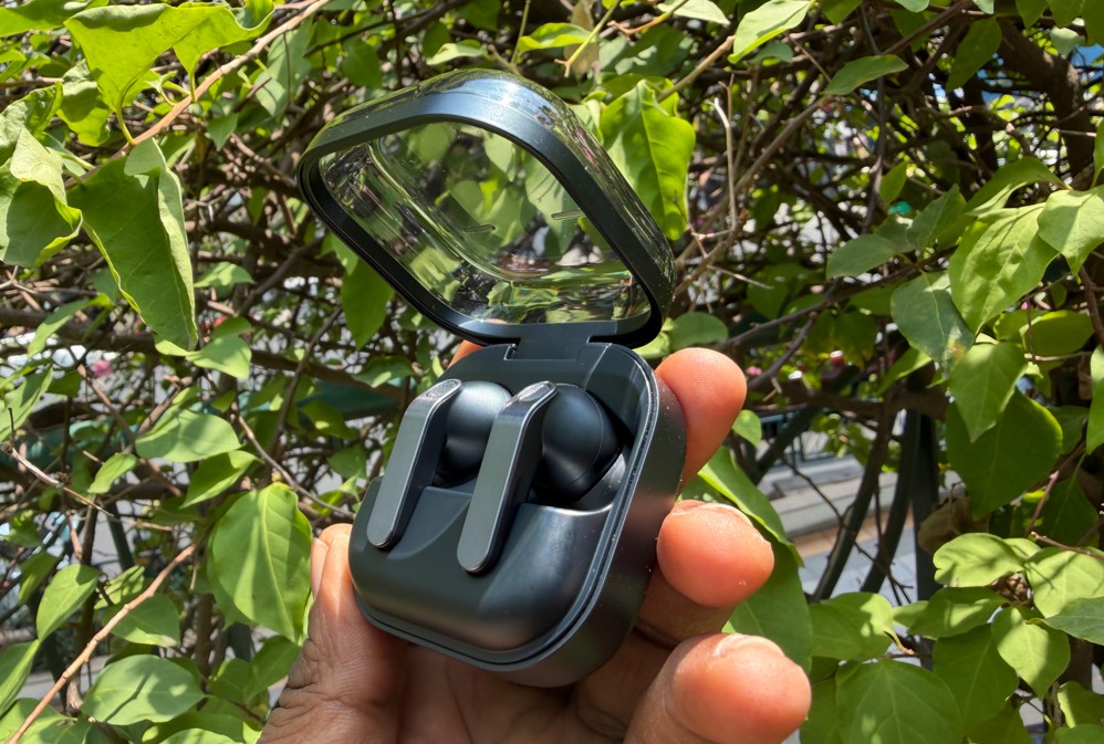 Samsung Galaxy Buds4 Pro.