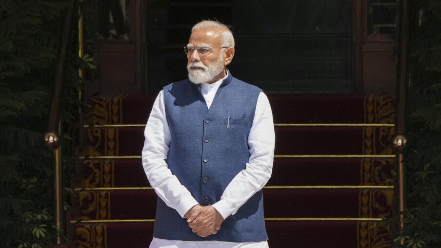 Cabinet extends rural roads scheme, increases outlay by Rs 3,727 crore