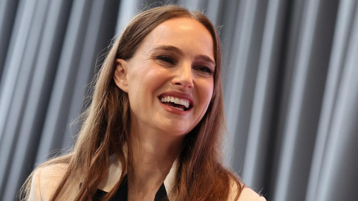 Natalie Portman announces third pregnancy