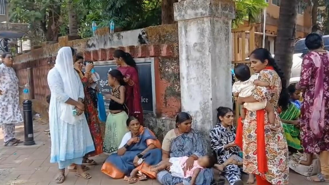 Families urge Karnataka IG to relieve 63 constables of present duties, warn of padayatra