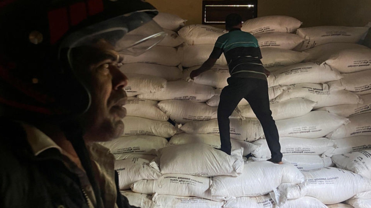 India to import record 2.5 million tons of urea at nearly double price paid two months ago