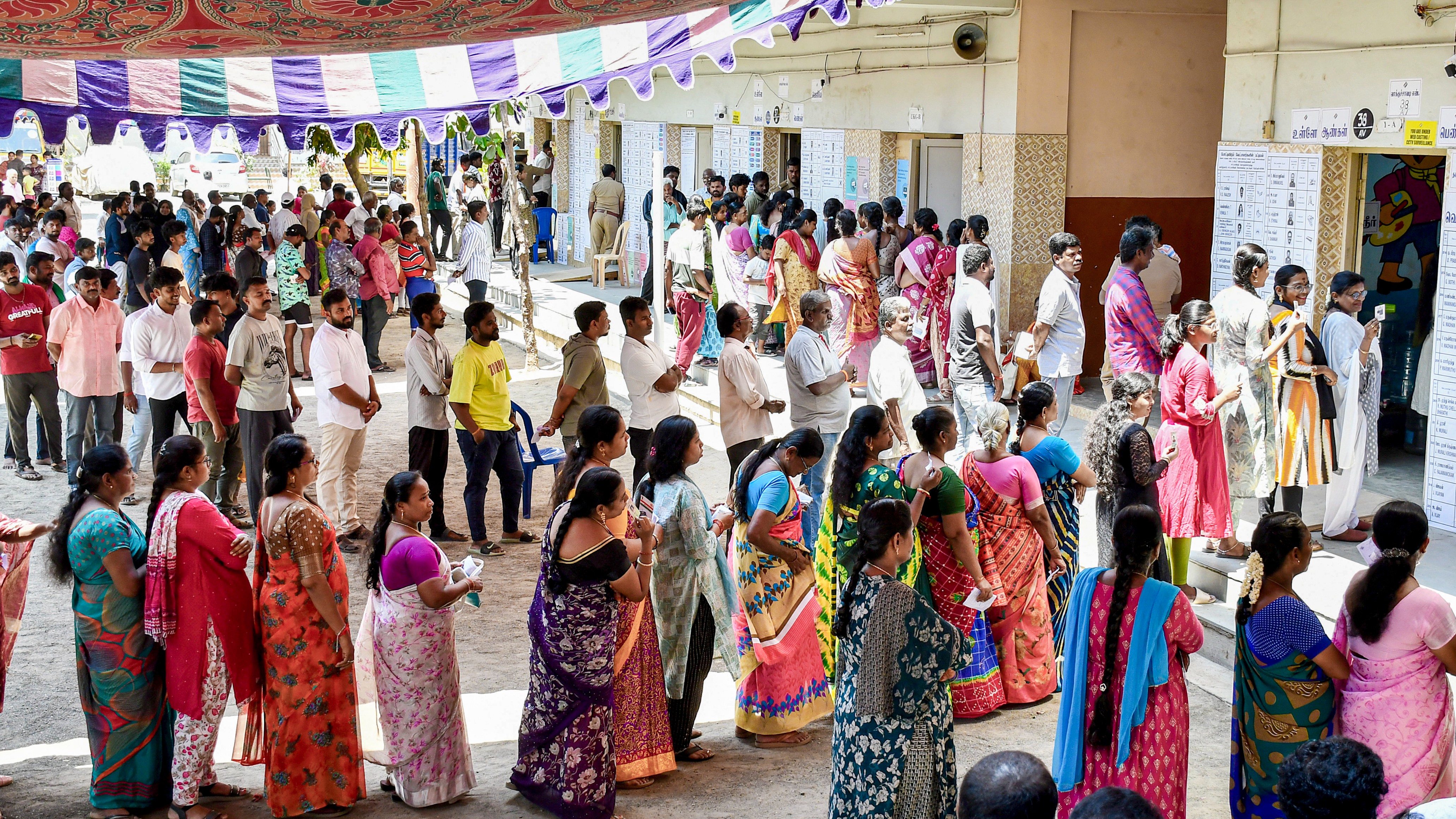 Tamil Nadu Assembly Elections 2026 | Fun, surprise, emotion add spice to voting exercise in poll-bound state