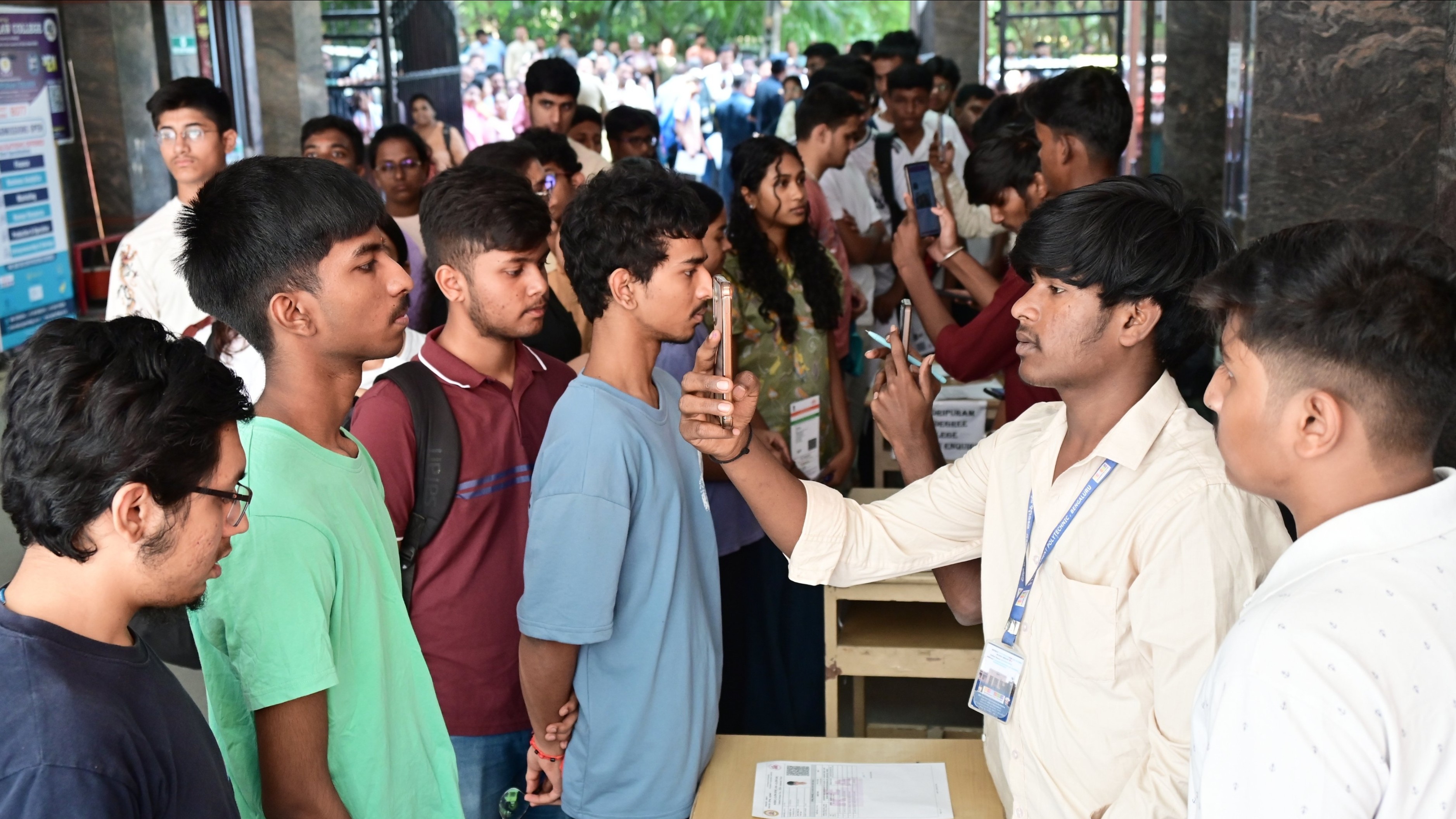 Bengaluru: Staff intentionally removed janivaras, punish college, says panel