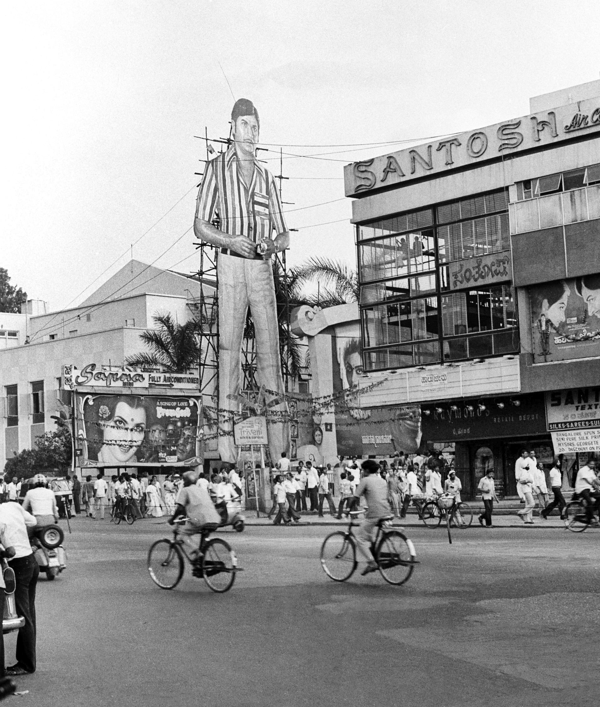 A giant cut-out of Rajkumar outside a theatre in Bengaluru.
