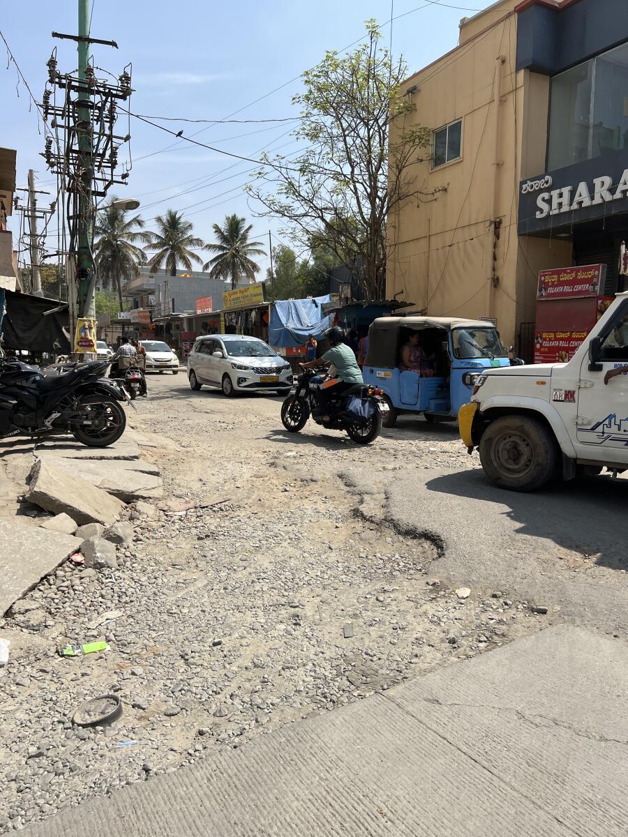 While the main roads of Panathur-Balagere Road have recently been fixed, the sub arterial roads are still in a bad condition. 